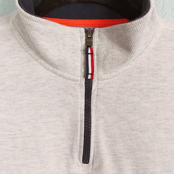 TOMMY HILFIGER Boys Gray M (12-14) Pullover Sweater 1/4 Zip Mock Collar USA Flag - Picture 4 of 10